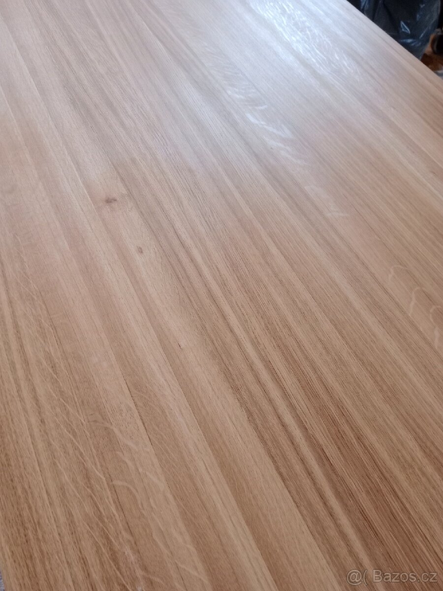 Jídelní stůl dub masiv - 8