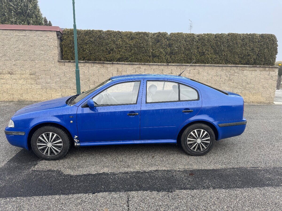 Octavia 1.6i 76kw - 8