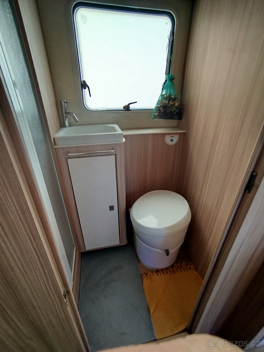 Obytné auto Renault Ahorn Canada AD 2.3 dci - 8