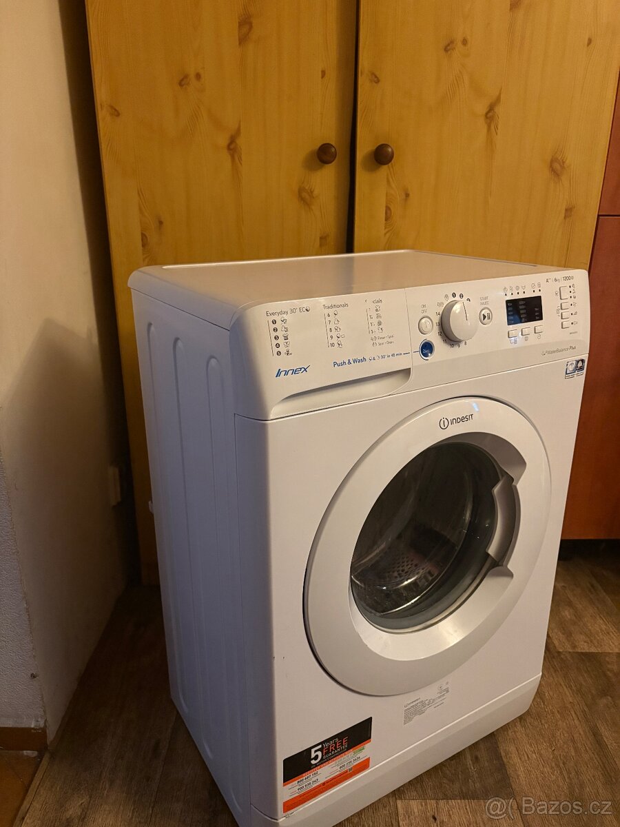 Plně funkční pračka Indesit - 8