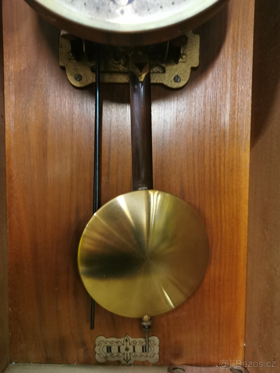 Starožitné nástěnné hodiny. - 8