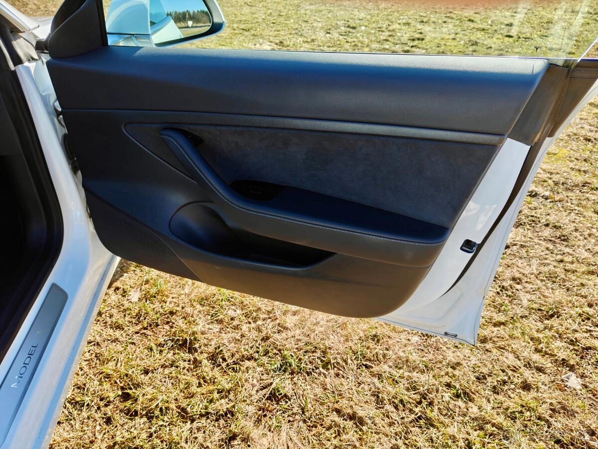 Tesla 3, 2019 Standard range plus - 8