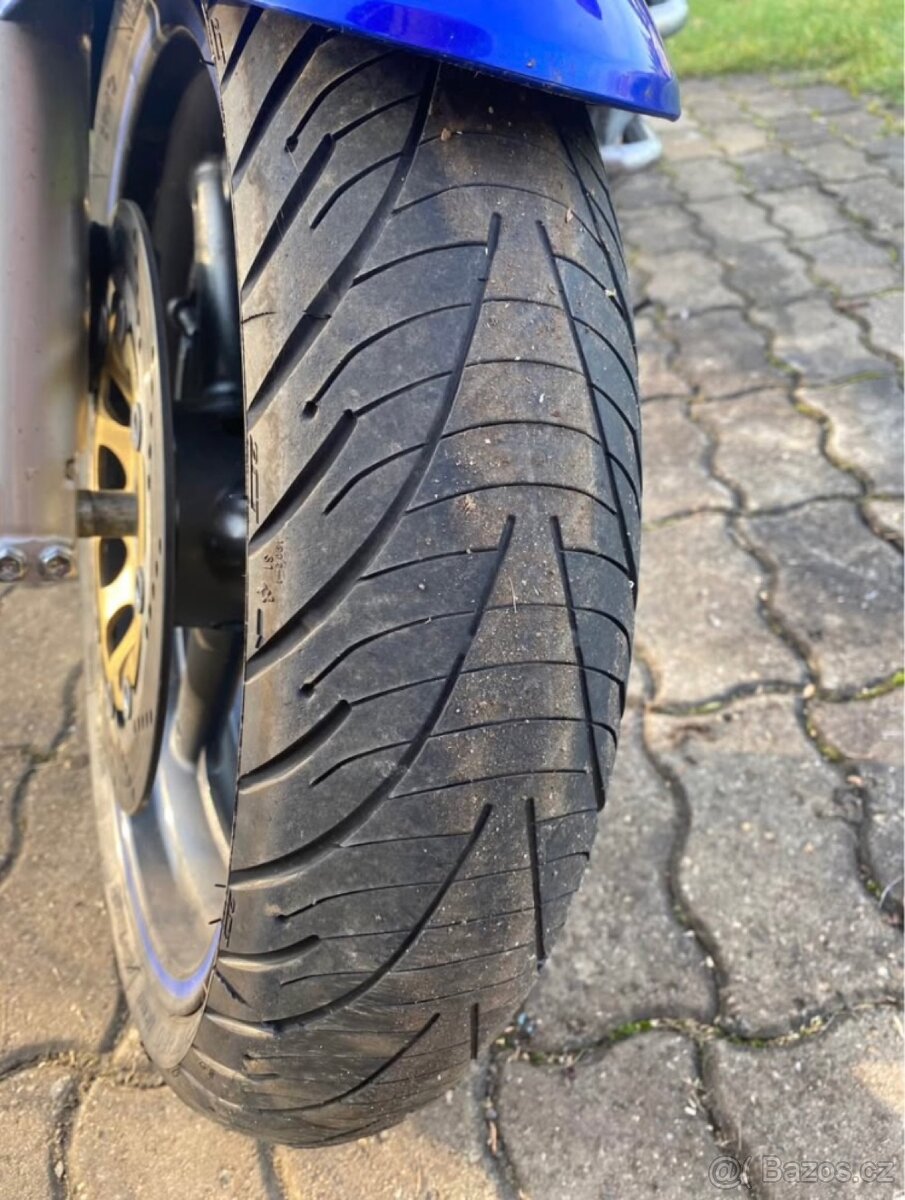 Suzuki Bandit 600s - 8