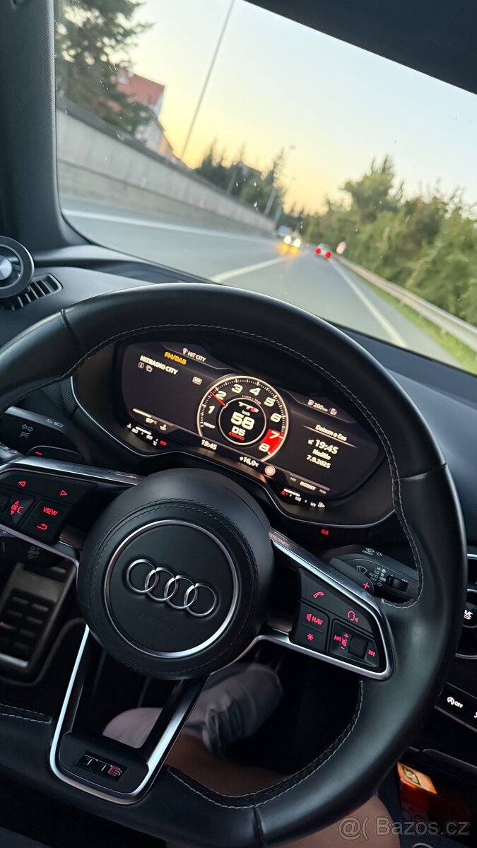 Audi TTS quattro - 8