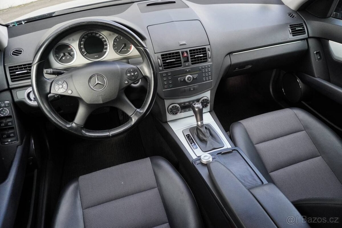 Mercedes-Benz Třídy C C 350 4 MATIC 200kW AVANTGARDE - 8