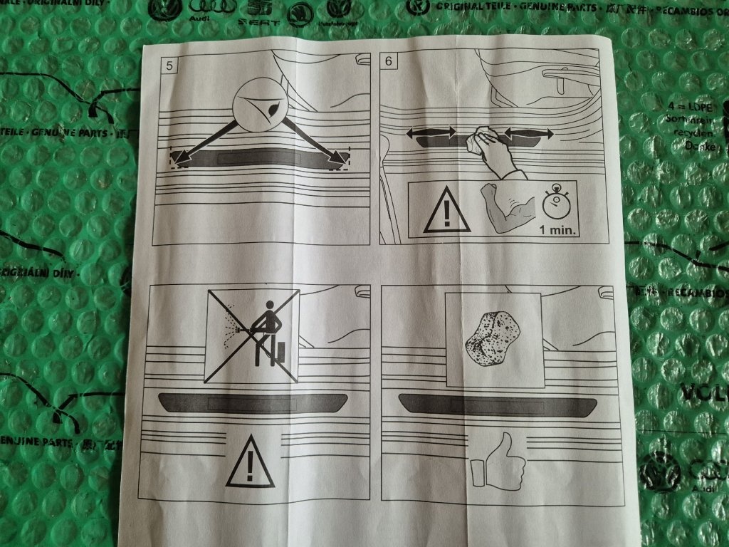 dekorativní ozdobné a ochranné lišty prahu Renault Captur 77 - 8