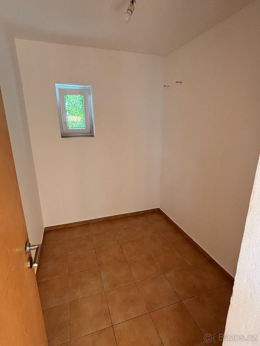 Prodej RD 180 m2, pozemek 1 183 m² – Ořechov, část Ronov - 8