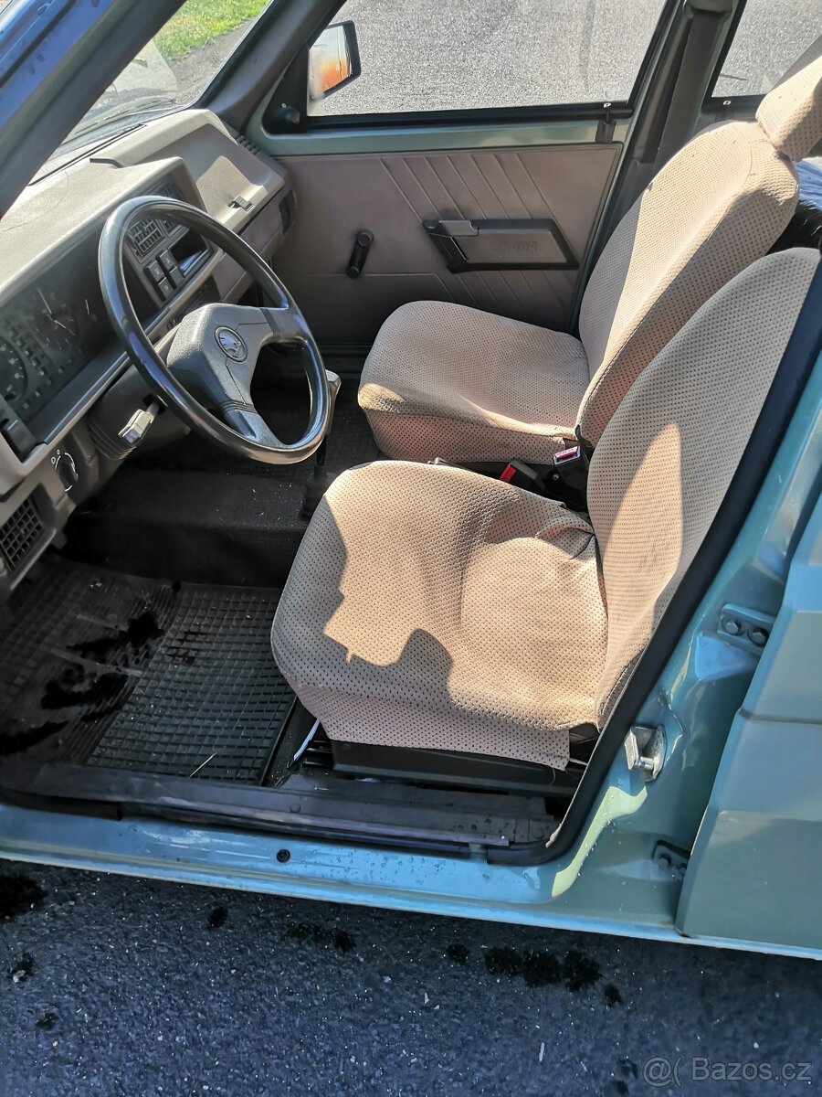 Škoda favorit 136 L - 8