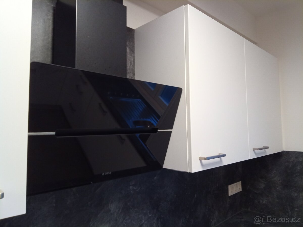 Moderní kuchyňská linka - 8
