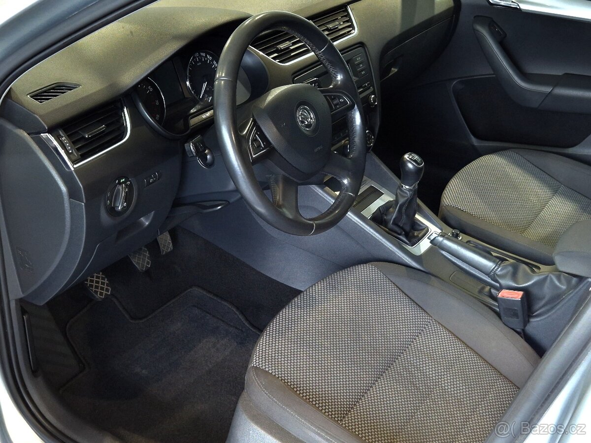 Škoda Octavia 3 Liftback 1.4TSI 103KW Ambition - 8