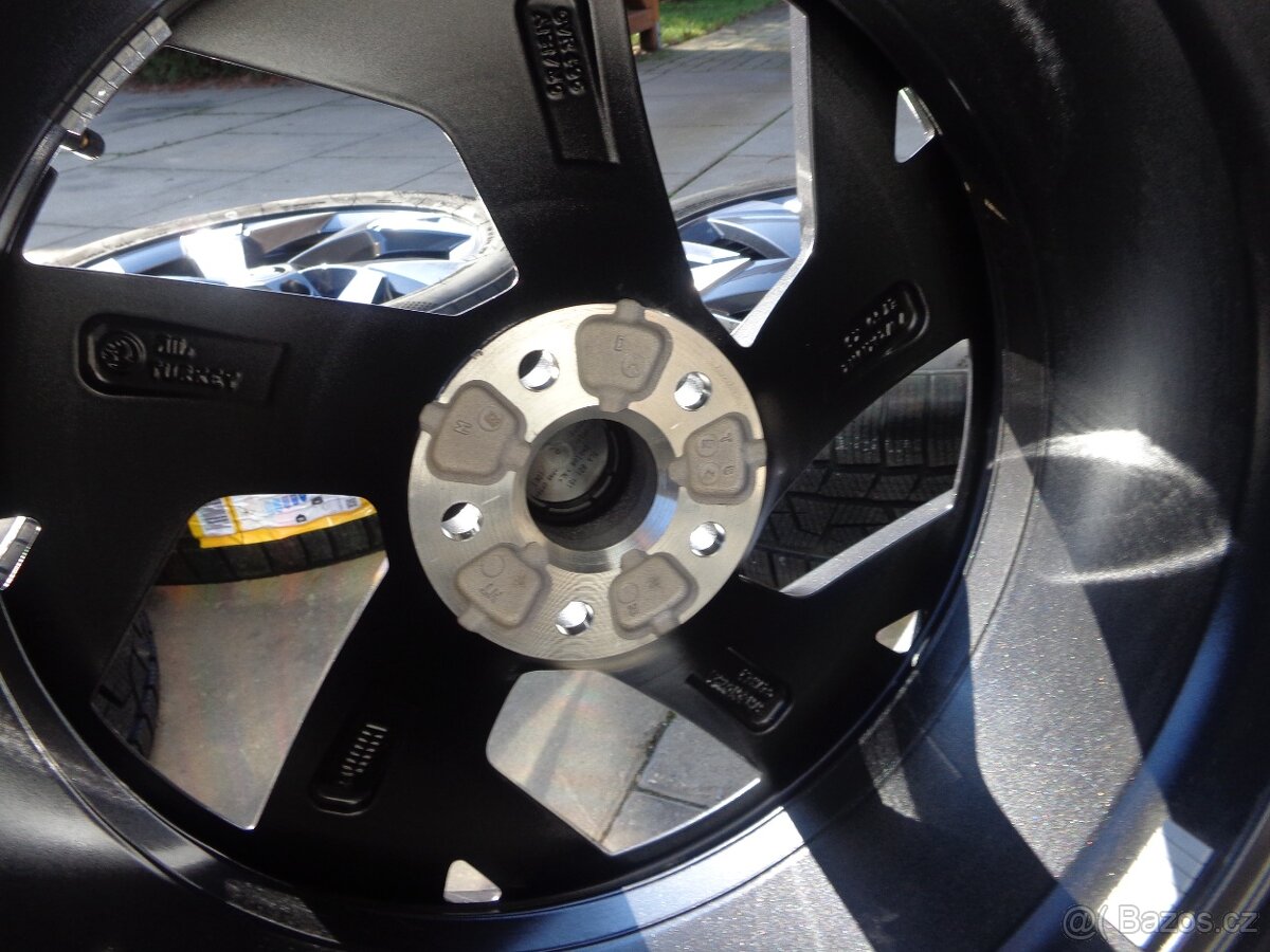 new Skoda Kodiaq 2024- / VW Tiguan zimna sada 235/50R19 - 8