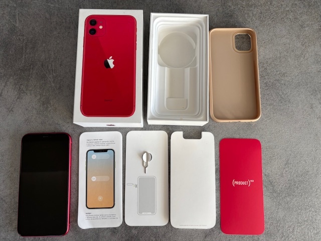 Apple iphone 11 64B red/červený - 8