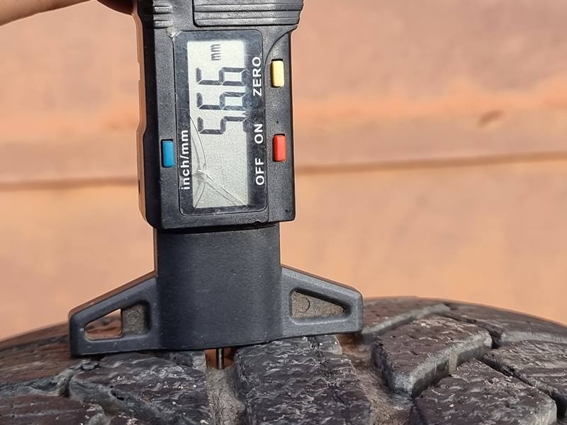 Zimní Semperit 195 60 15 - 8