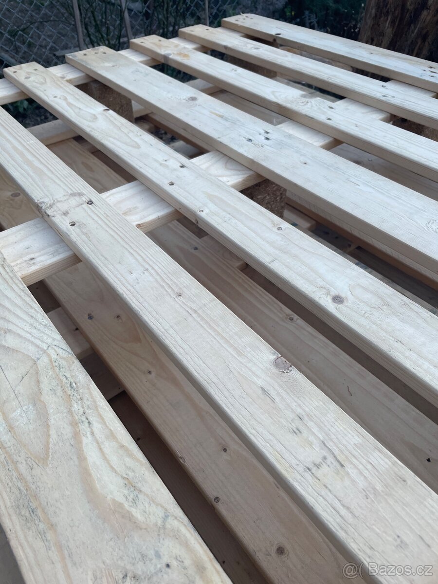 Paletové posezení + 5 palet - 8