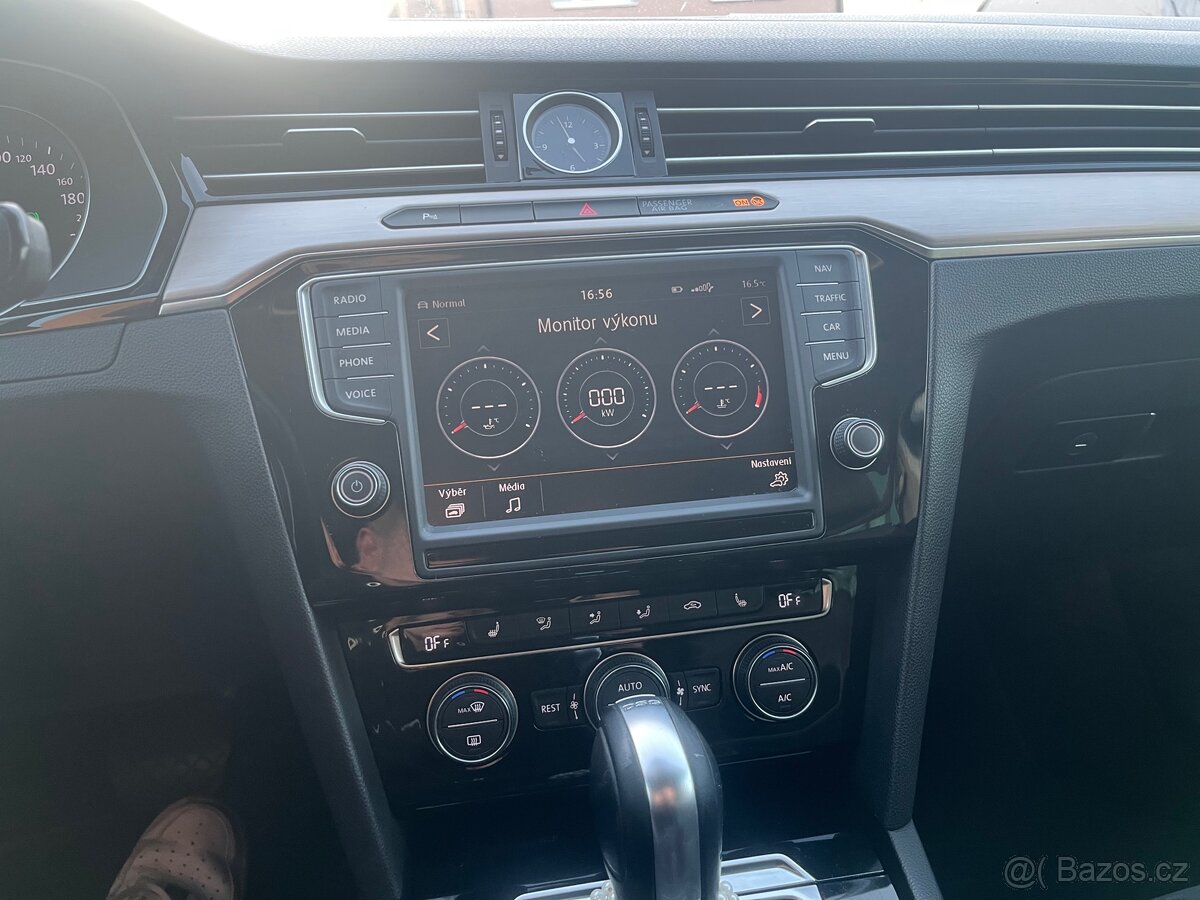 Prodám vw passat b8 140kw 4motion - 8