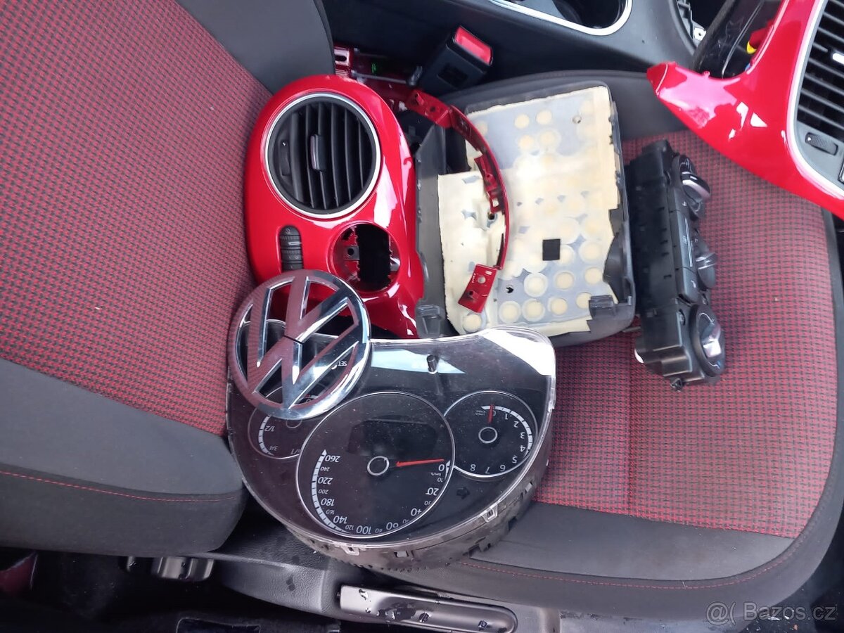 VW New Beetle 2012 G2 Y3D - 8