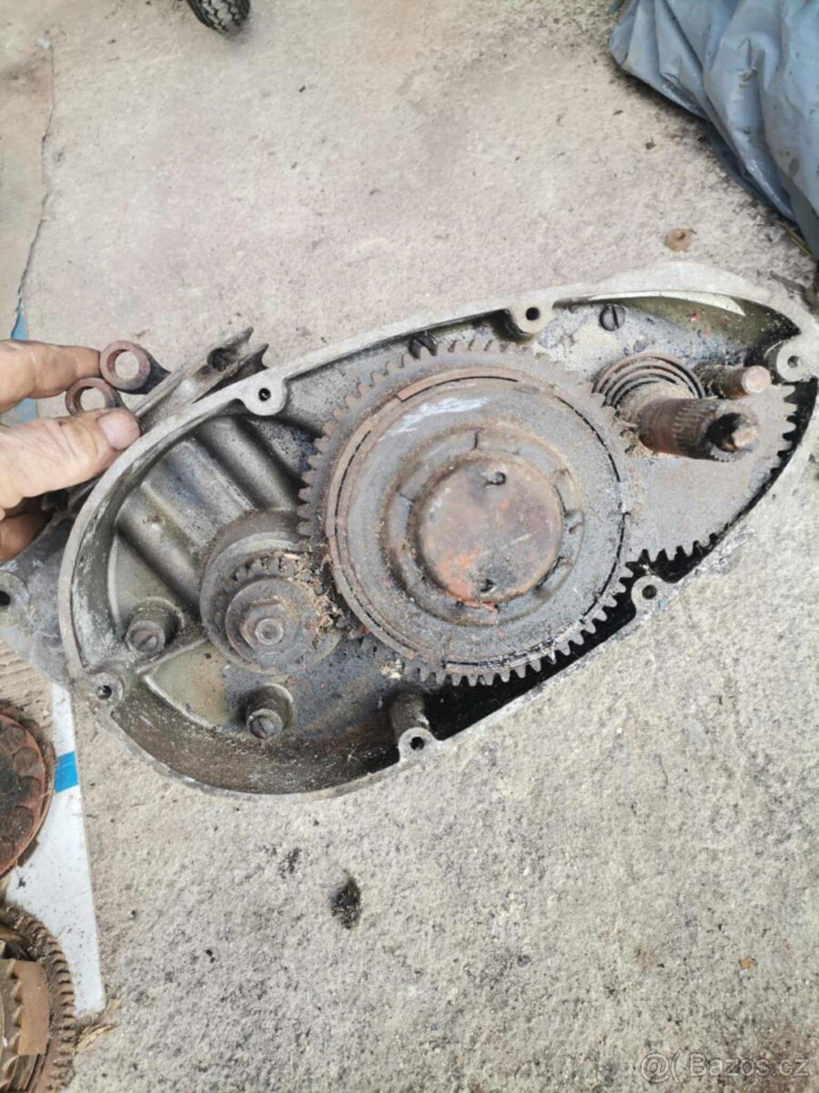 Manet 90 polomotor - 8