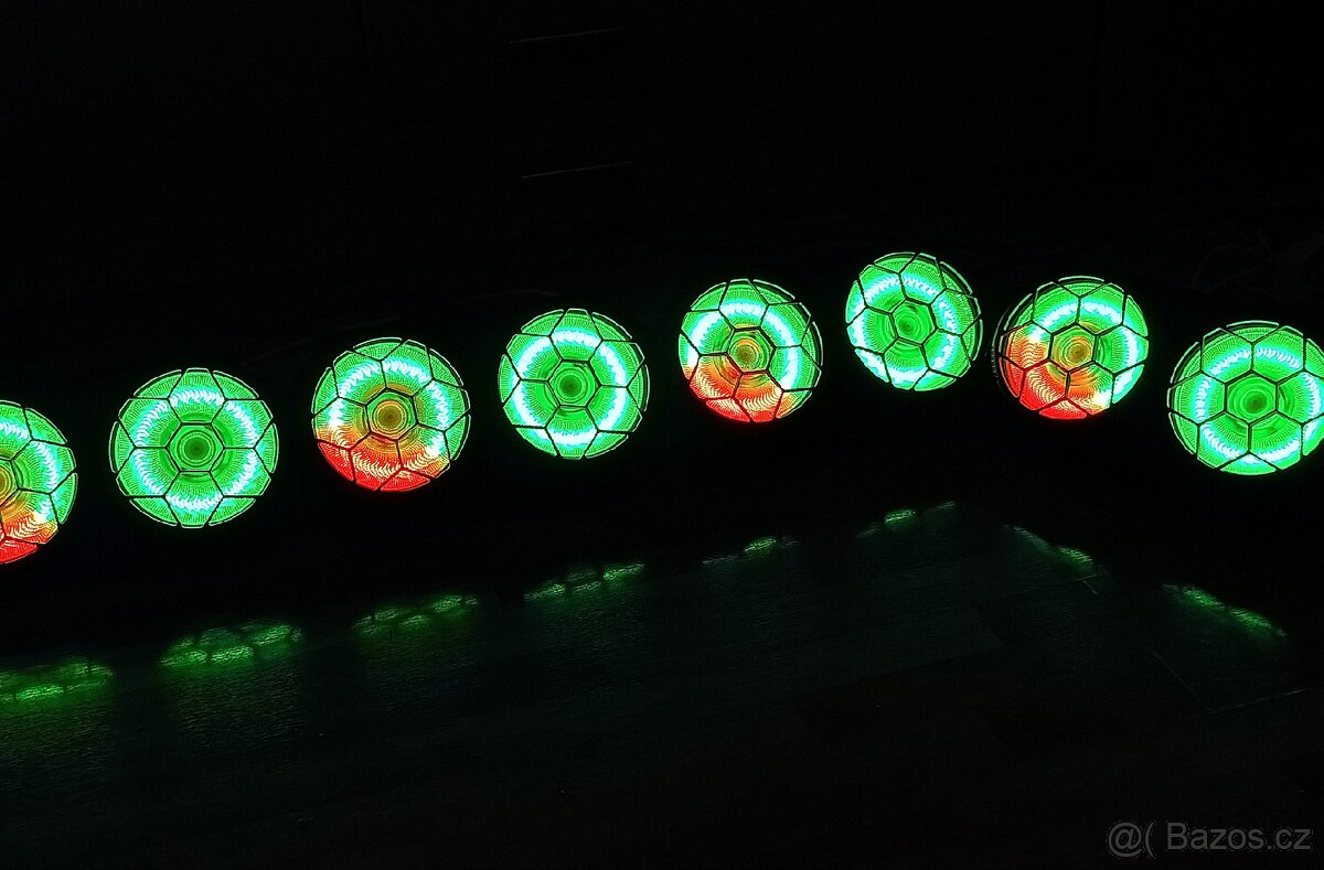 Novinka -Blinder 260 Wat RGBW - 8