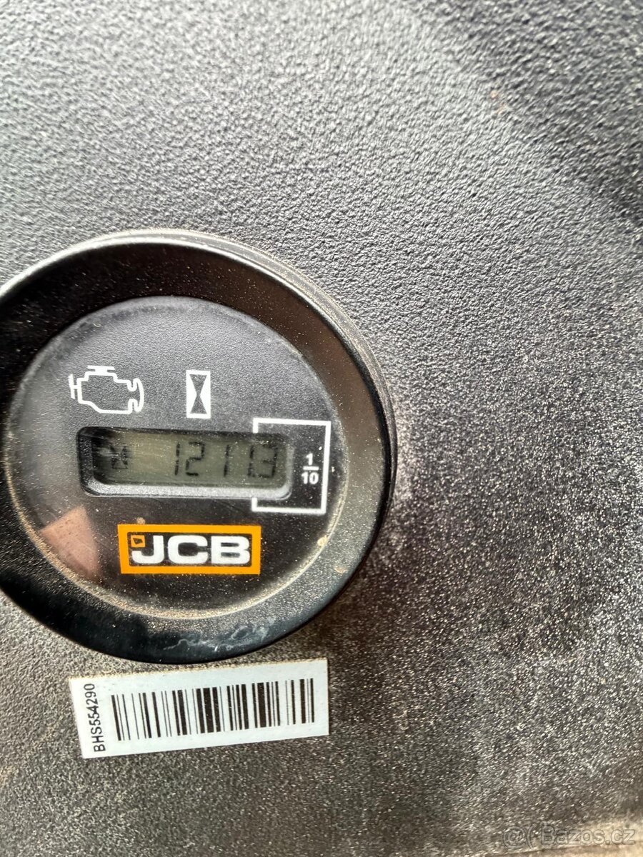Pásový bagr JCB 16C-1 - 8