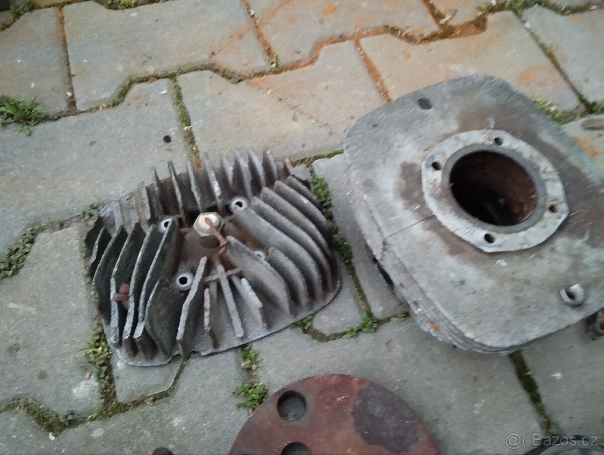 Díly motor MZ150 a další - 8