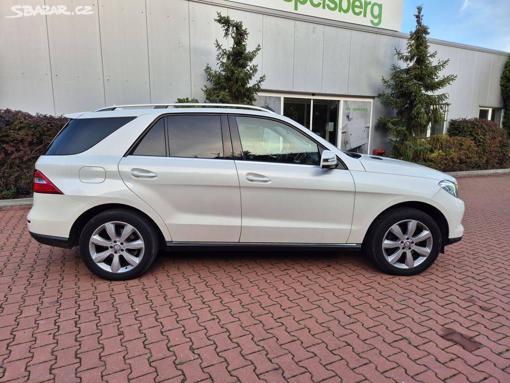 Mercedes ML 350CDI,ČR,tažné,kamera,vzduch,serviska - 8