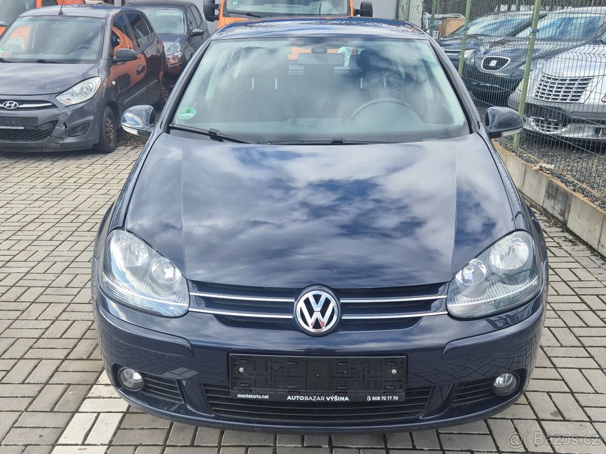 Volkswagen Golf V - 8
