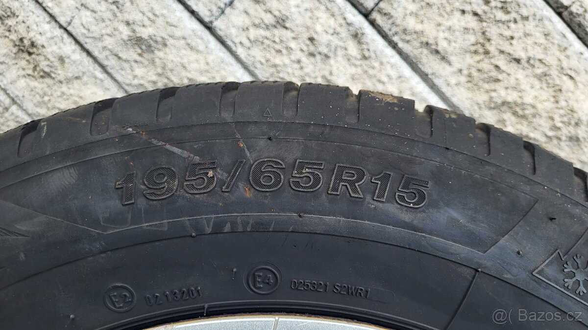 Zimní sada kol R15 na Renault Megane 3 rozteč 5x114,3 - 8