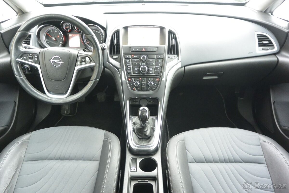 PRODÁM Opel Astra 2.0CDTi 121kW Xenon - 8