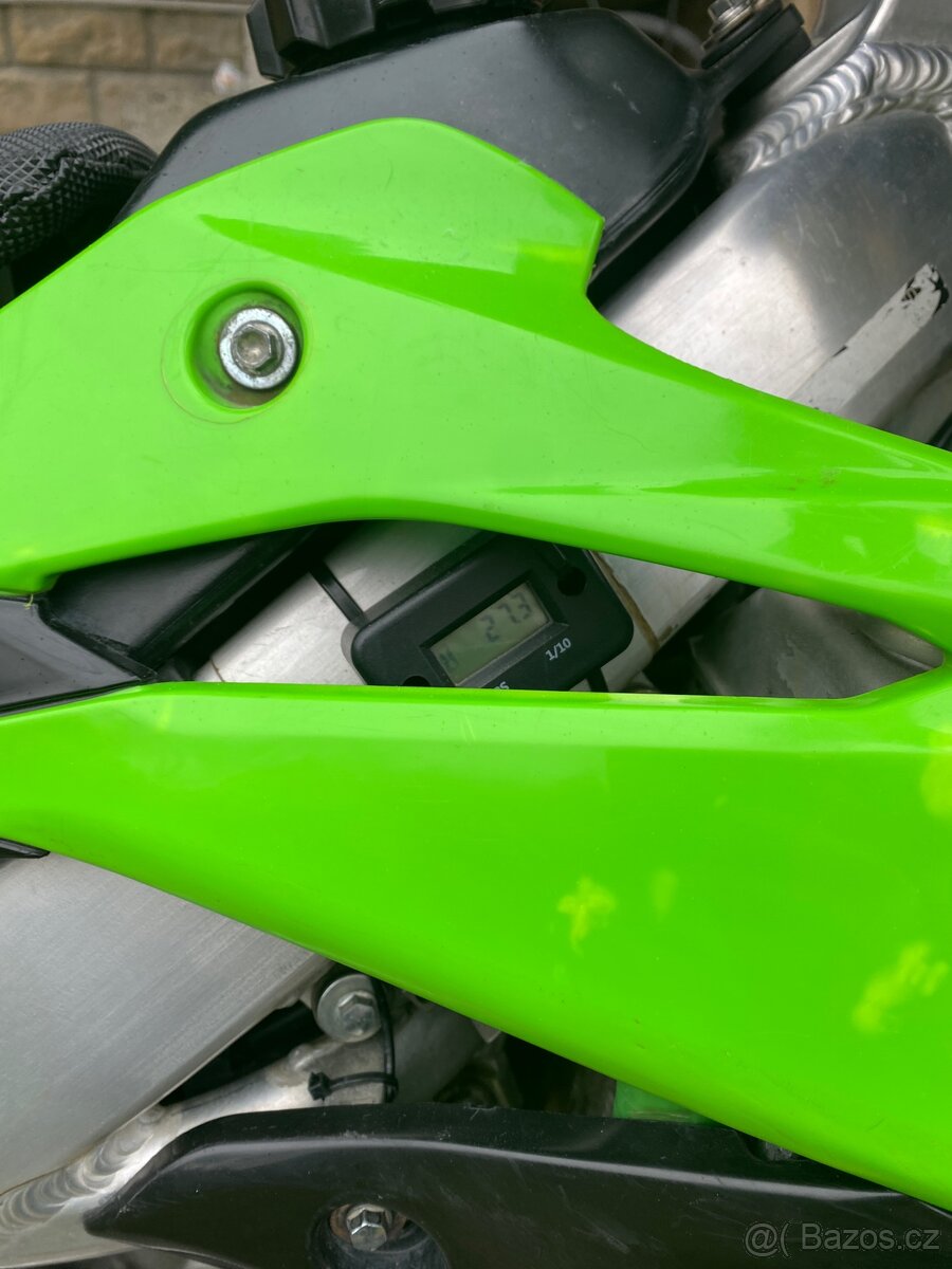 Kawasaki kxf 250 - 8