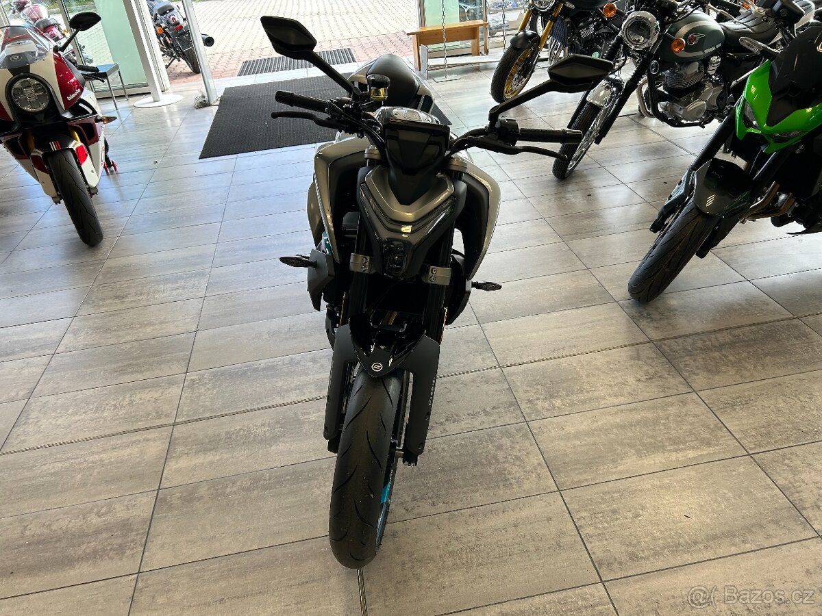 CF Moto NK 450 2026 - 8