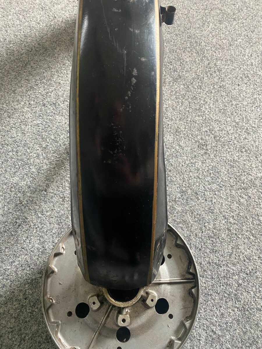 náhradní díly jawa čz blatník střed kola - 8