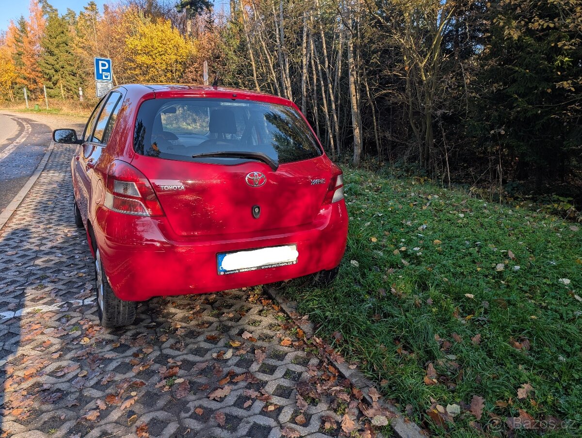Toyota Yaris - 8