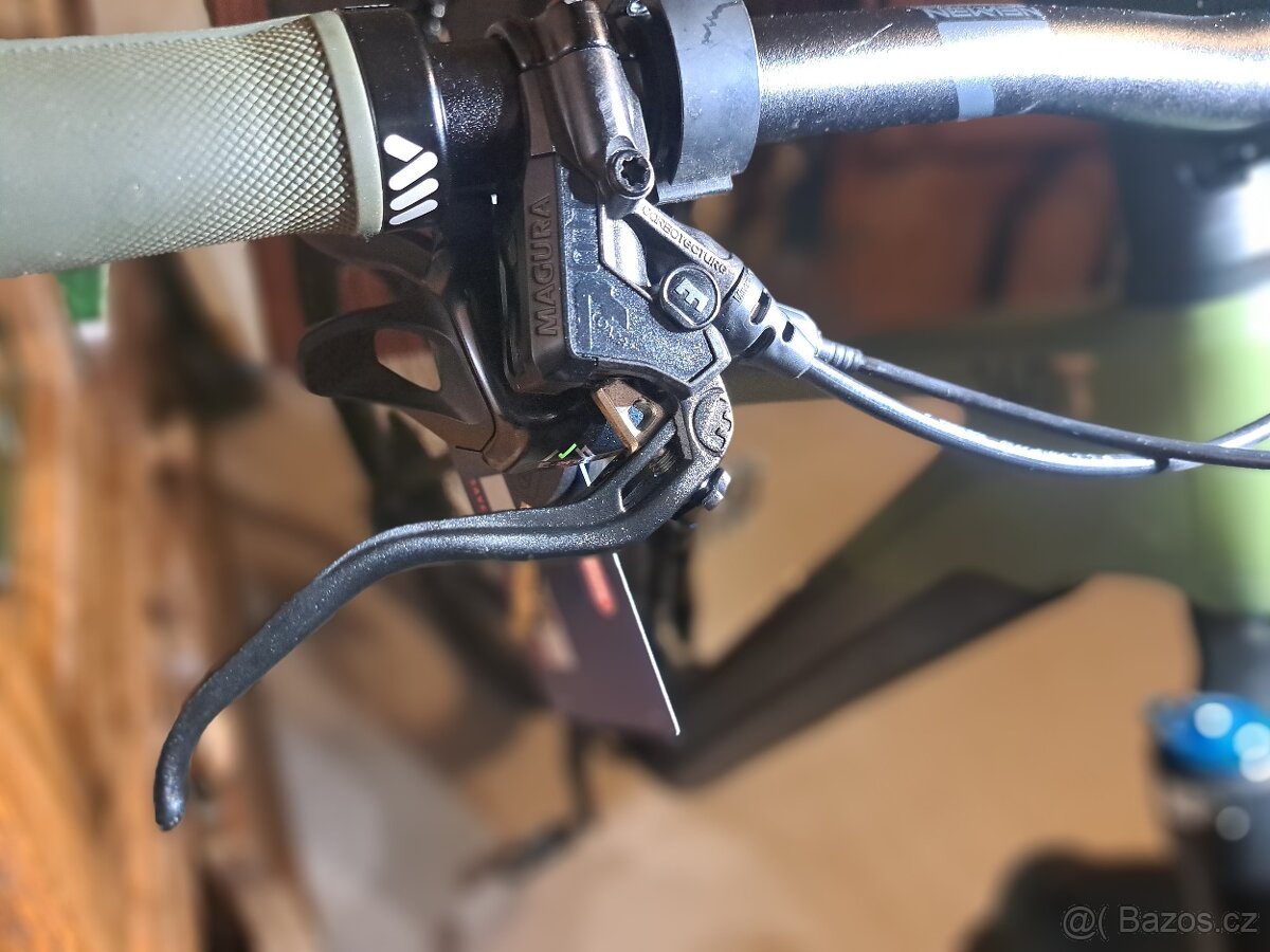 CUBE Stereo Hybrid HPC TM 750 - 8