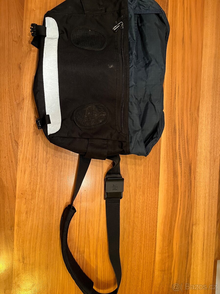 Taška přes rameno Crumpler - 8