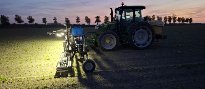 Inteligentní postřikovač RUMEX - 8