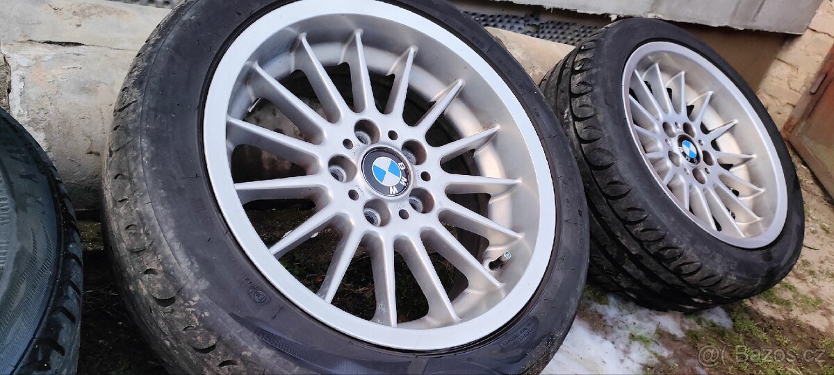 Styling 32 kola BMW originál 5x120 - 8