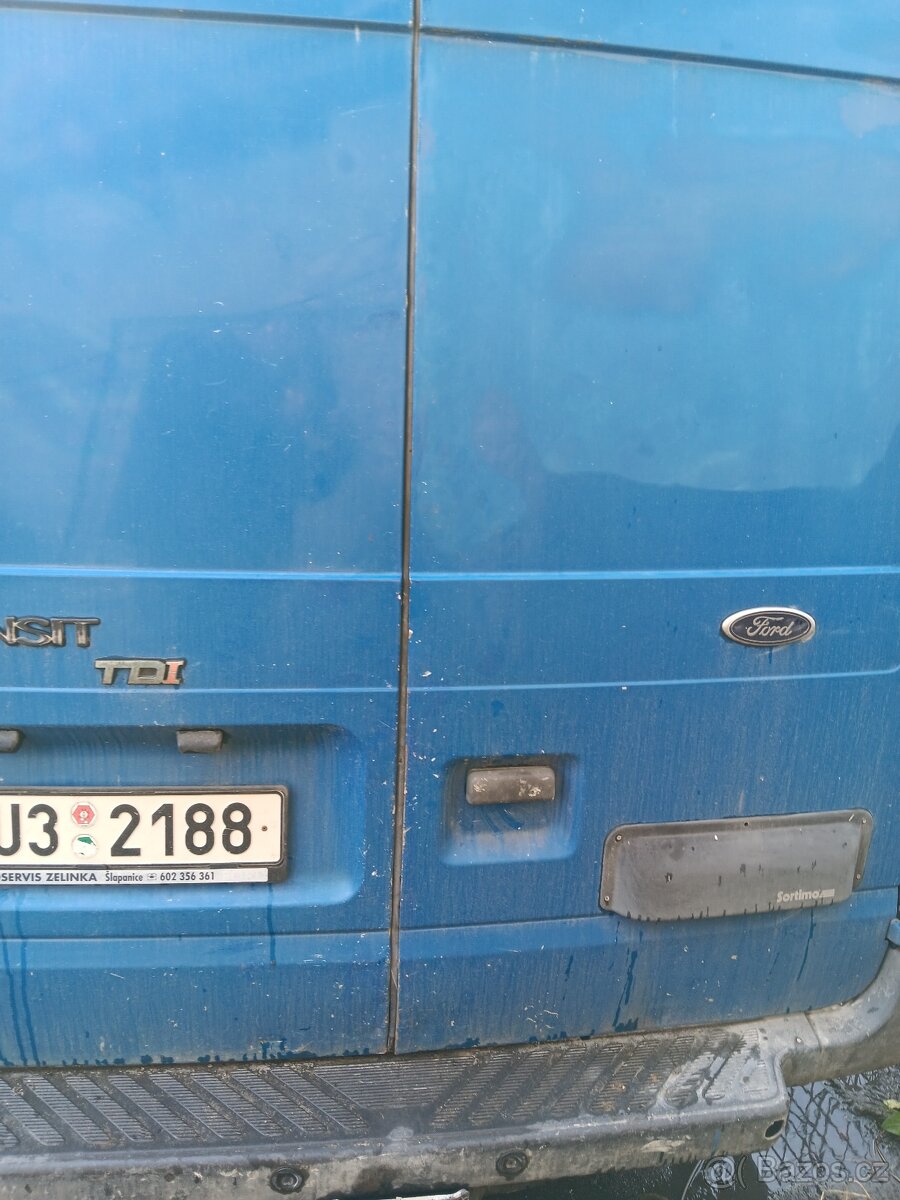 FORD TRANSIT 2,4 DI 2002 - 8