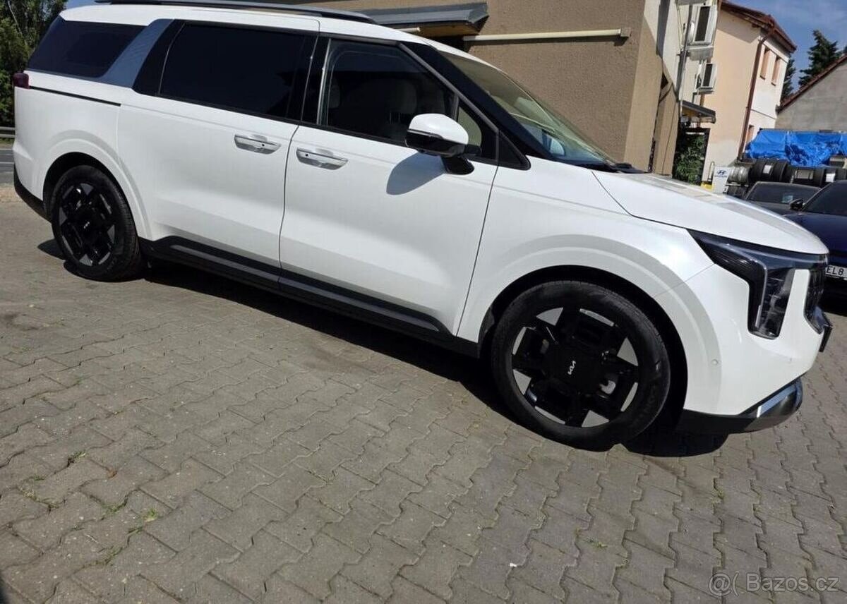 Kia Carnival 1.6-HEV-AUTOMAT-6+3MÍSTA - 8