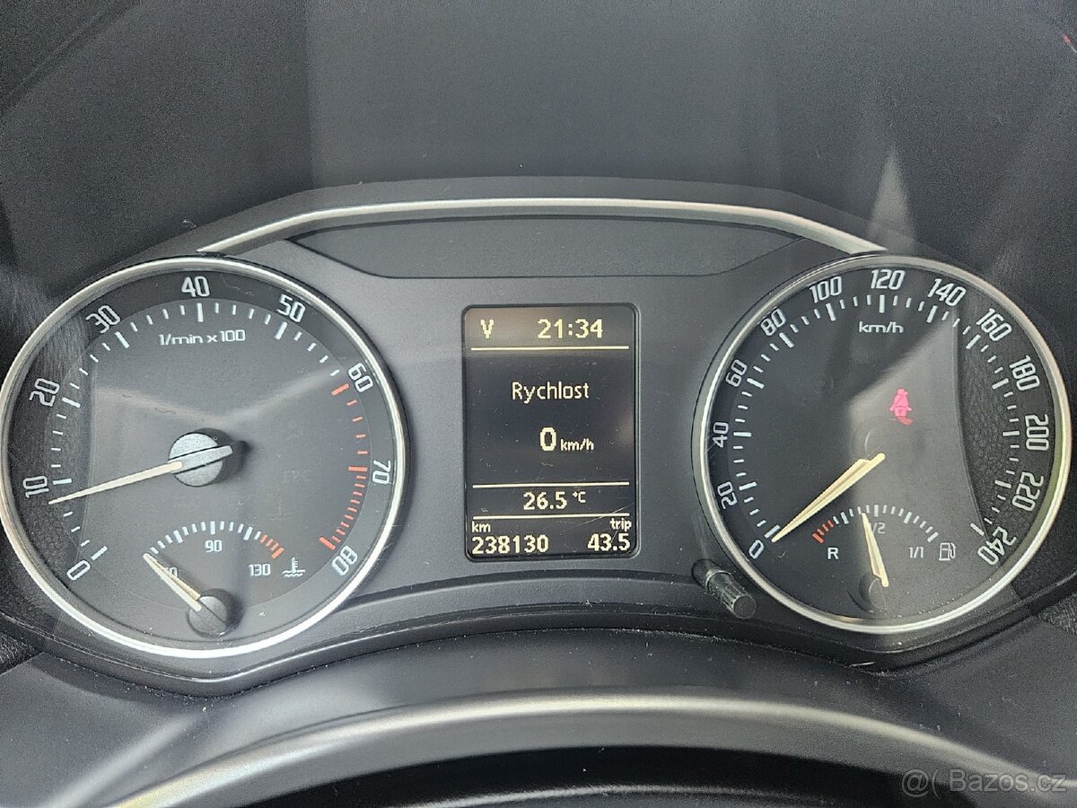 Škoda Octavia 2 FL 1.8TSI Elegance Plus - 8