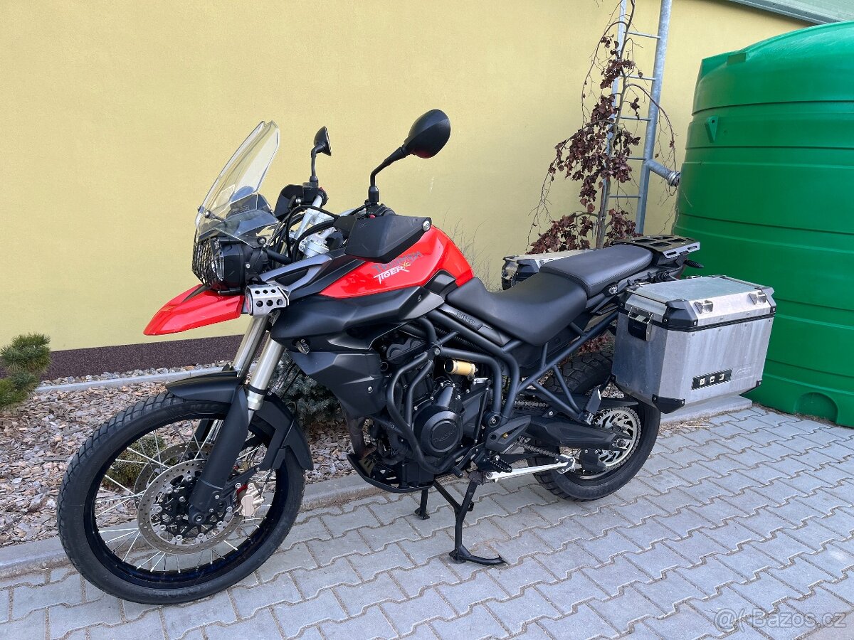 Triumph Tiger 800 XC - 8
