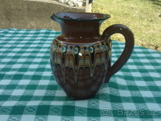 Hnědý puntikatý servis - 8