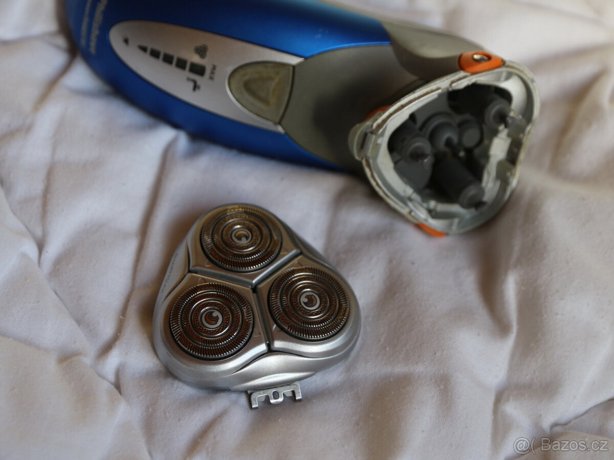 Prodám holicí strojek Philips HQ 9160. - 8