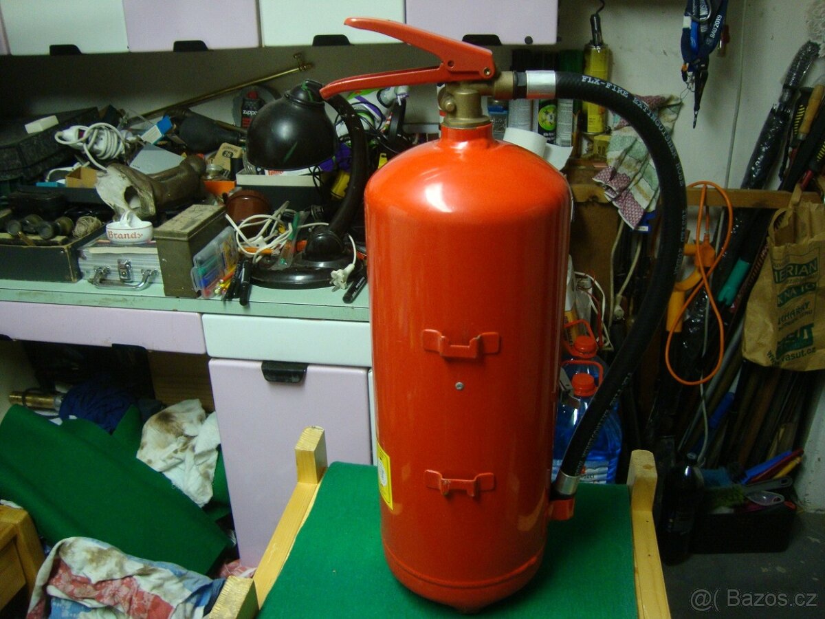 Hasící přístroj hasičák mini bar červený pěkný PC:2600Kč - 8