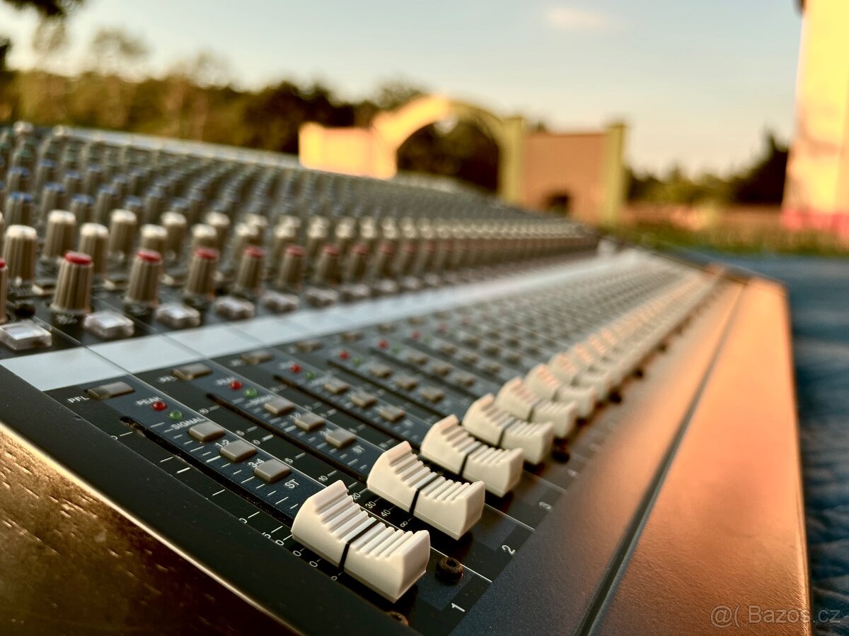 Velký mixpult Yamaha MG32/14FX - 8