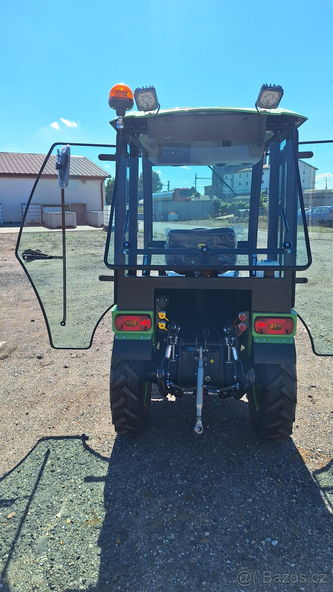 NOVÝ malotraktoru VEGA 26 FD Comfort - 8