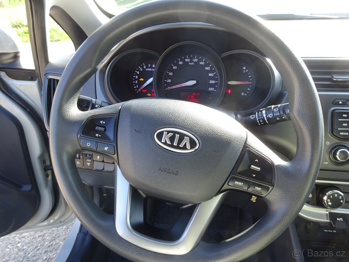 Kia Rio 1.4i r.v.2012 (80 kw) Koupeno v ČR - 8