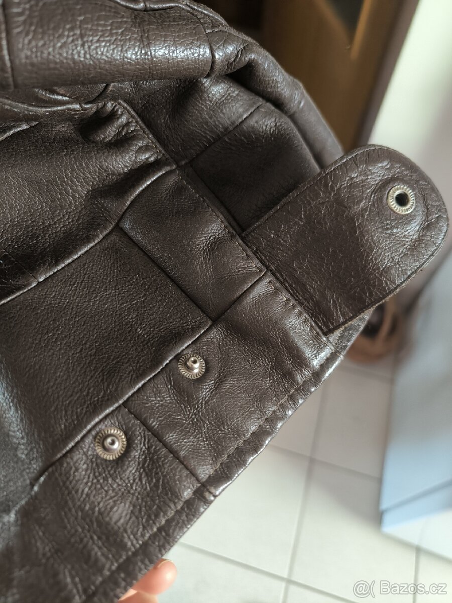 Kožená motorkářská bunda - 8