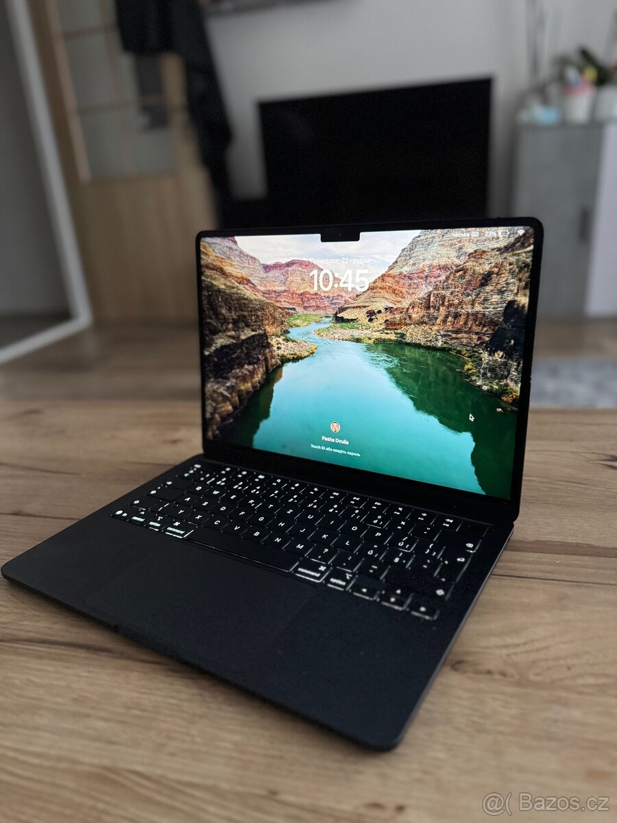 Apple MacBook Air 13 m4 2025 256GB - 8