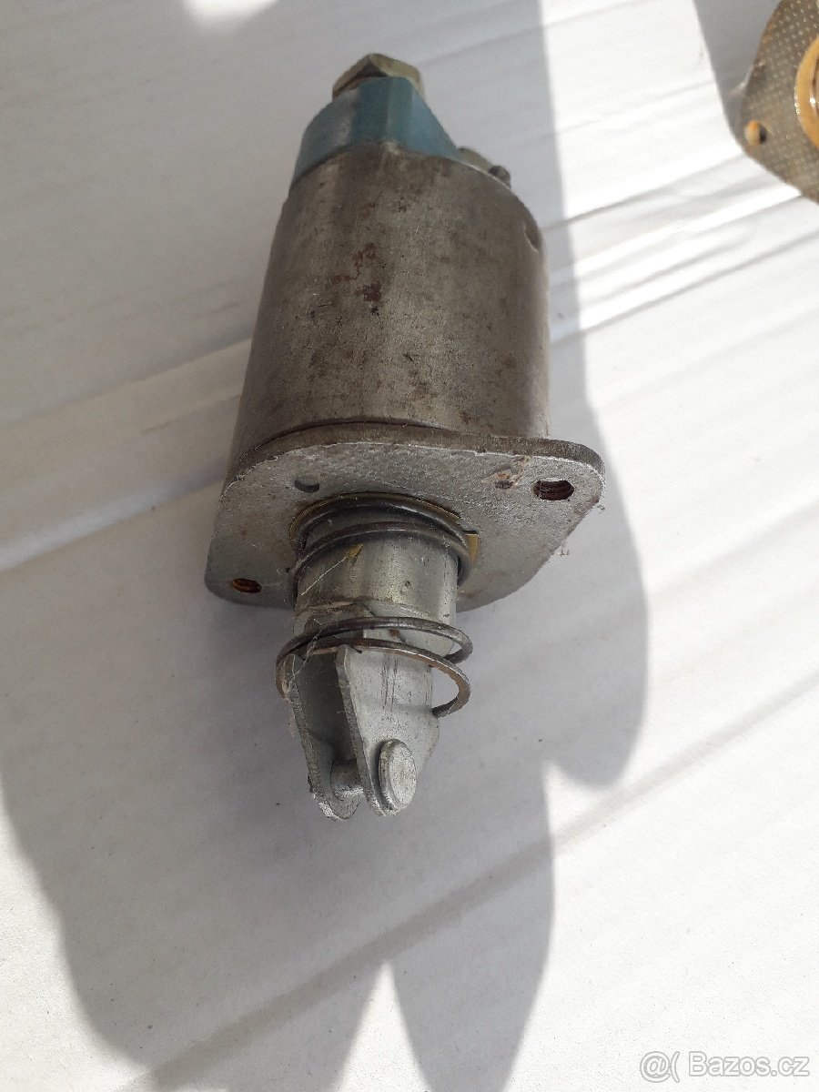 Spínač spouštěče na Š120 se svorkou 15a - 8
