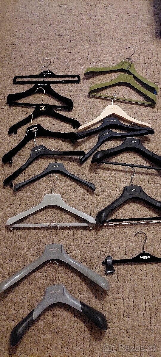 Značkové ramínka - 8